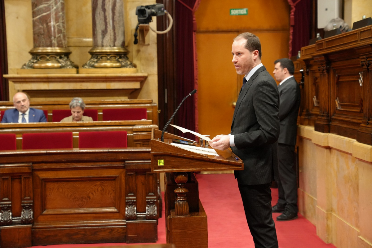 Juan Fernández: “Las familias catalanas dedican casi 5 meses al año a pagar impuestos antes de ver un euro disponible”